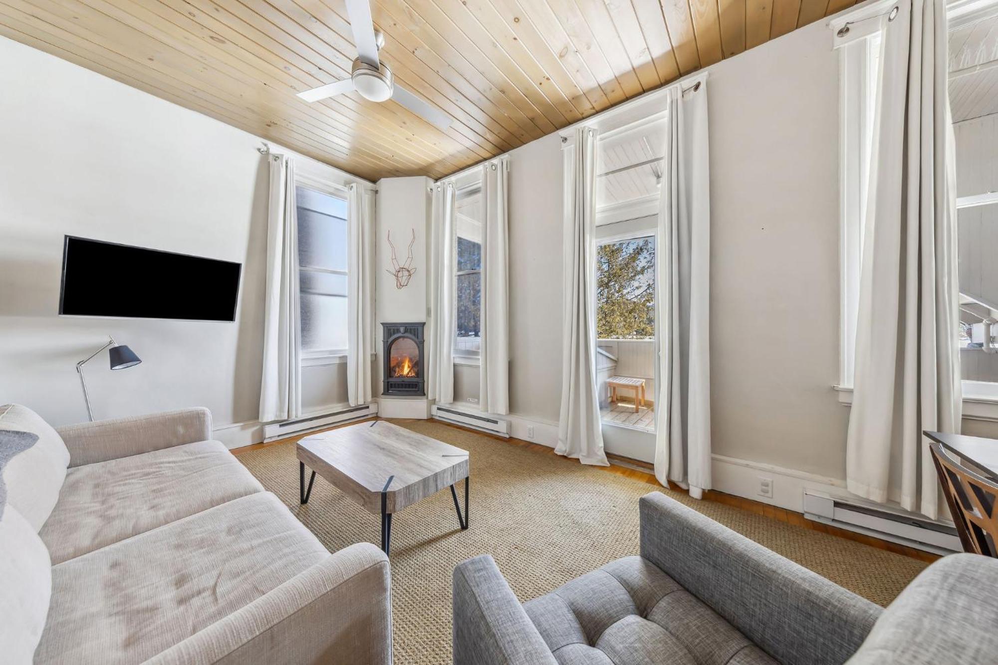The Haus On Mirror Lake لايك بلاسيد الغرفة الصورة